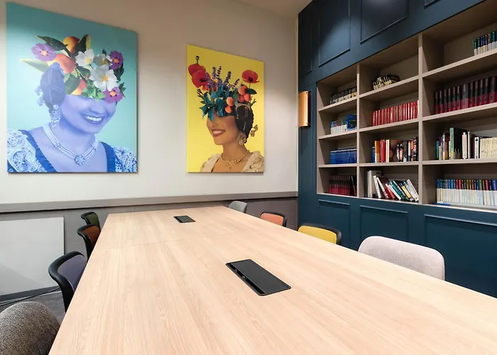 Livensa Living Studios Valencia Marina Real Hotel-Apartamento